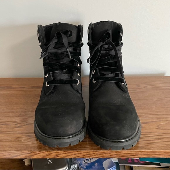 Timberland Boots with Velvet Details - Picture 2 of 6